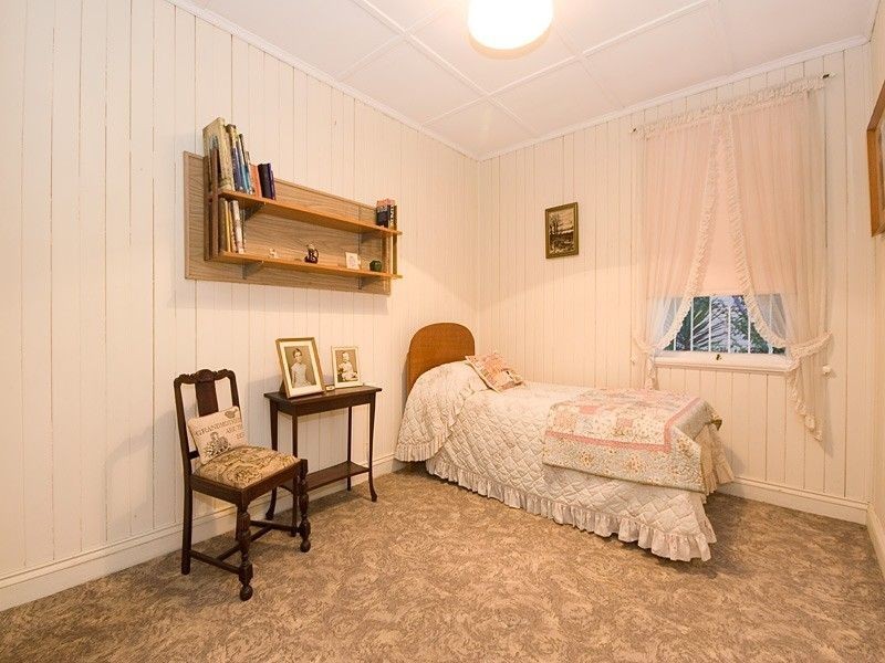 53 Raby Road, Coorparoo QLD 4151