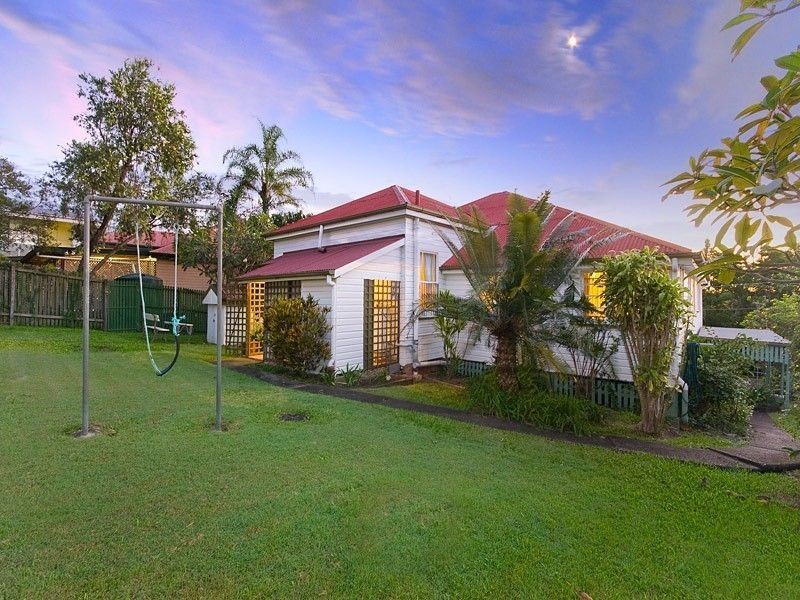 53 Raby Road, Coorparoo QLD 4151