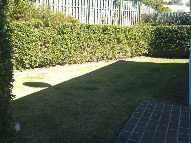 12 Aqua Crescent, Redland Bay QLD 4165