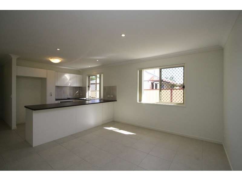 14 Bovey Street, Coopers Plains QLD 4108