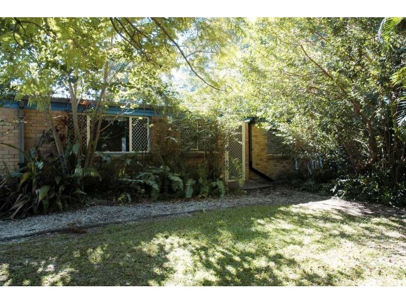 10A Crinkle Court, Southport QLD 4215