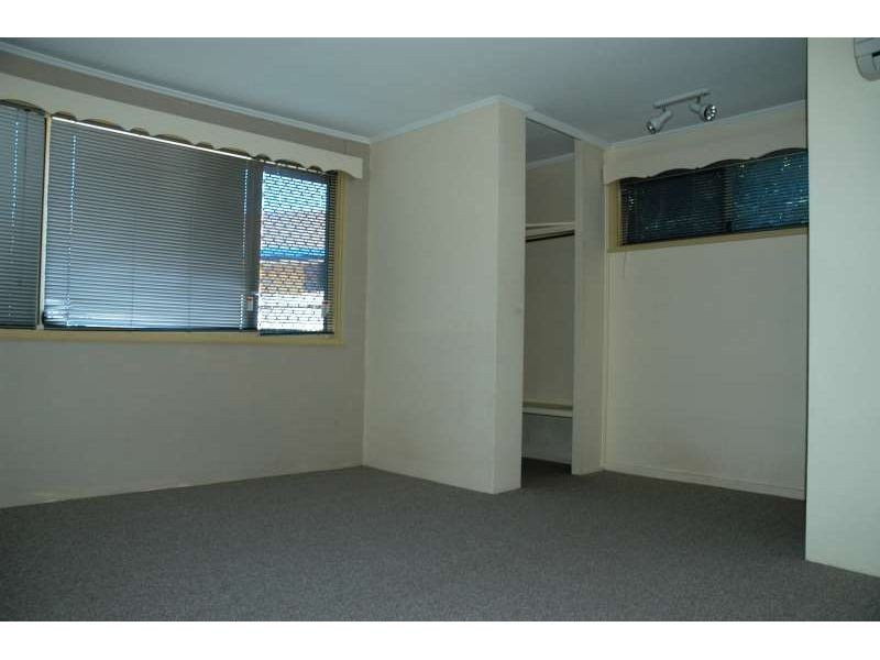 10B Crinkle Court, Southport QLD 4215