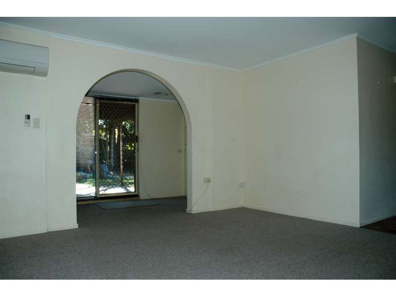 10B Crinkle Court, Southport QLD 4215