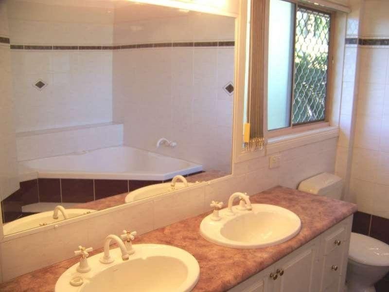 40 Gleneagles Crescent, Albany Creek QLD 4035