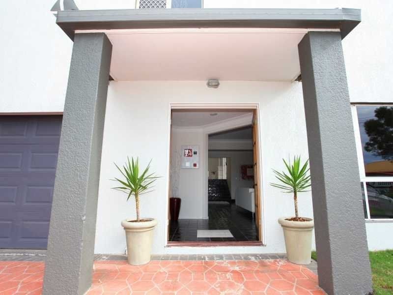 4 Jondique Avenue, Merrimac QLD 4226