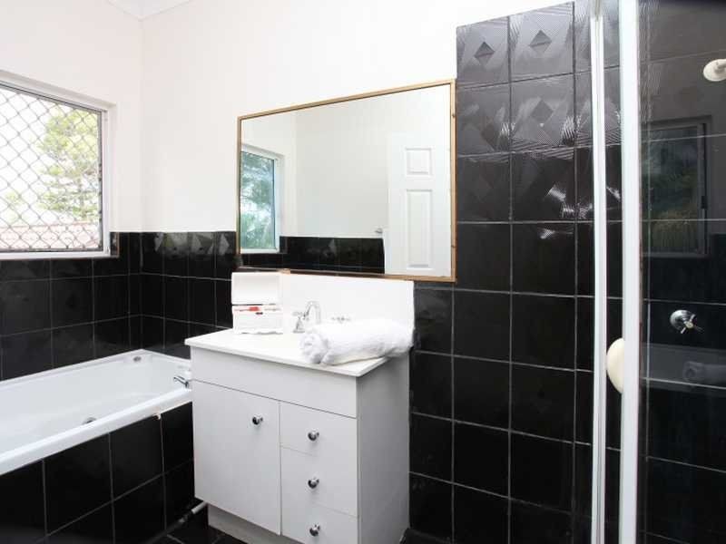 4 Jondique Avenue, Merrimac QLD 4226