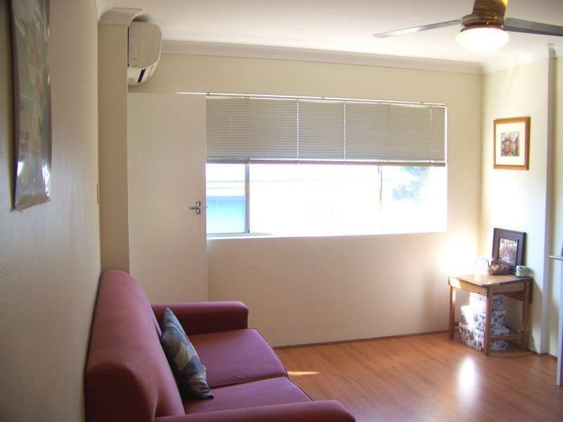 4, 308 Waterworks Road, Ashgrove QLD 4060