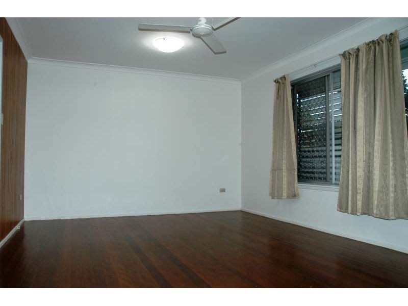 227 Turpin Road, Labrador QLD 4215