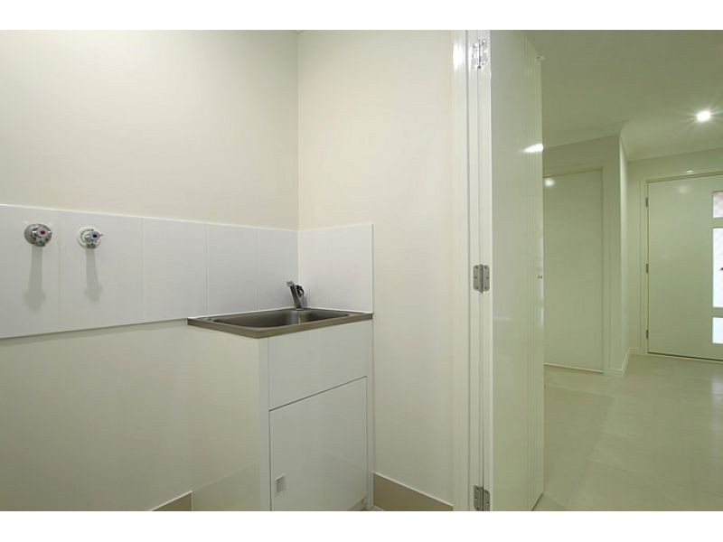 2, 8 Lotus Avenue, Bellmere QLD 4510