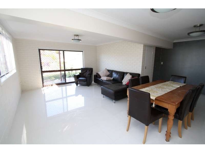 114 Barmore Street, Tarragindi QLD 4121