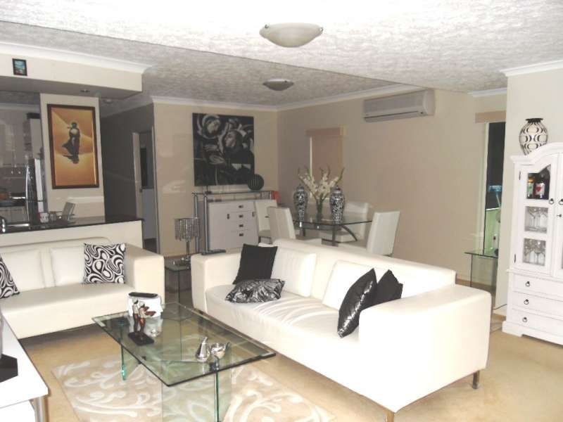 9, 55 Landsborough Avenue, Scarborough QLD 4020