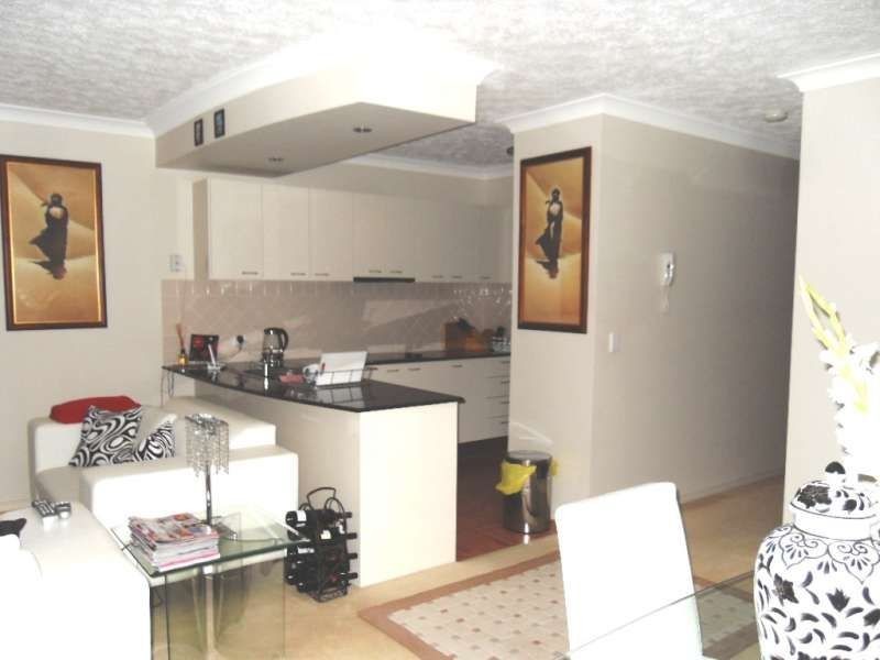 9, 55 Landsborough Avenue, Scarborough QLD 4020