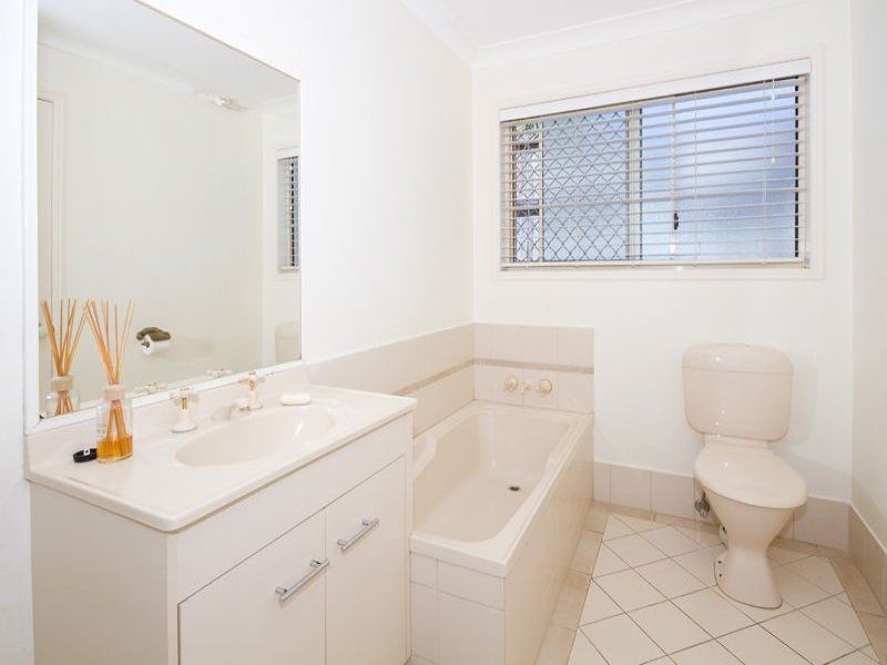 2, 98 Johnston Street, Southport QLD 4215