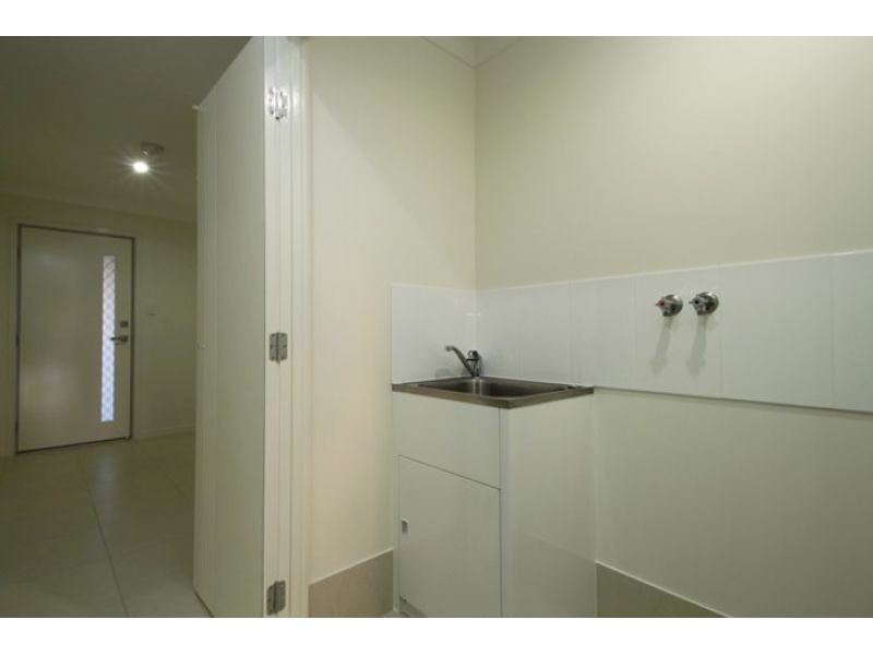 1, 72 Ronald Court, Caboolture South QLD 4510