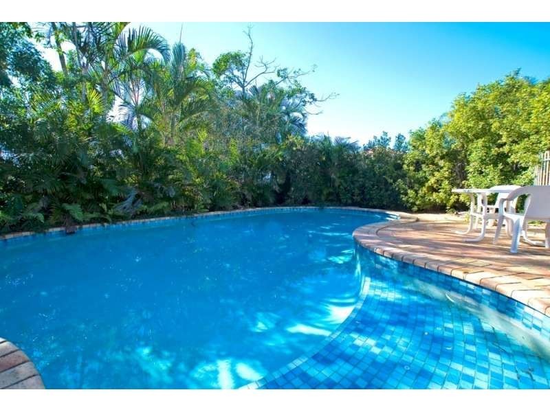 18 Armstrong Way, Highland Park QLD 4211
