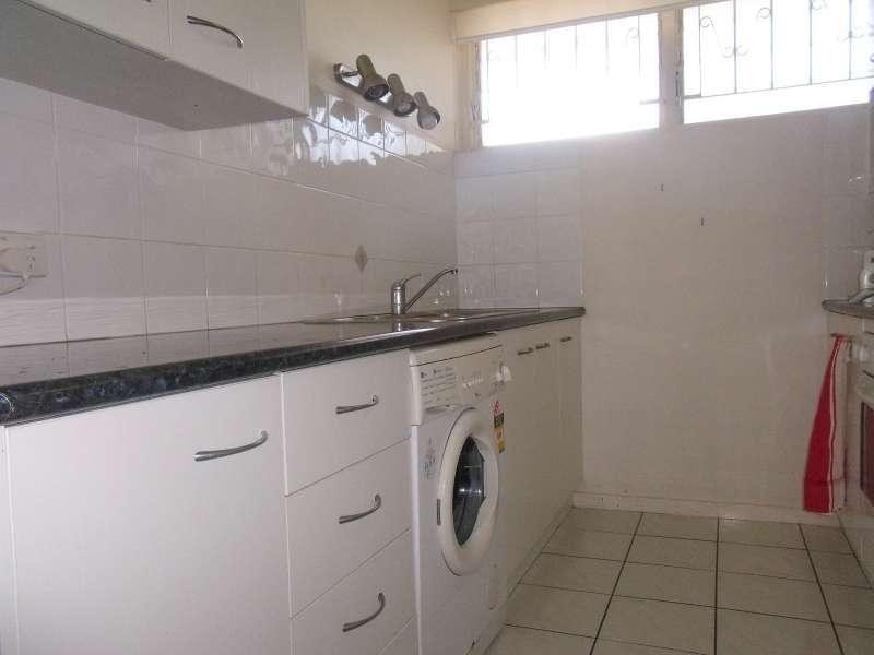 8/223 Cavendish Road, Coorparoo QLD 4151