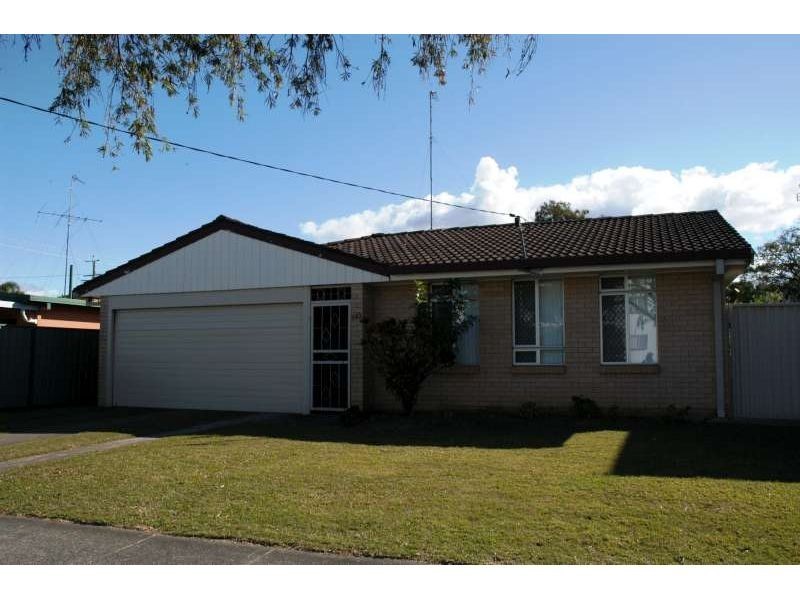 102 Muir Street, Labrador QLD 4215