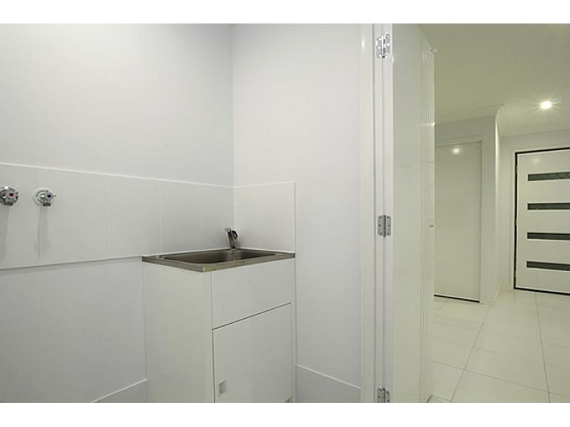 2, 7 Macadamia Street, Caboolture QLD 4510