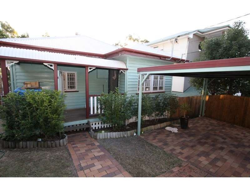 21 Garden Street, Greenslopes QLD 4120