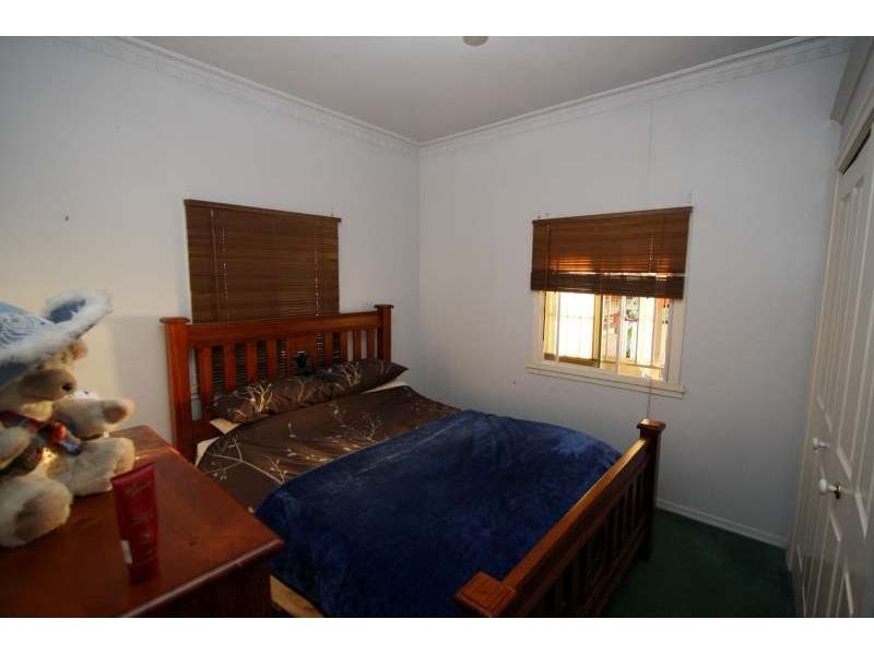 21 Garden Street, Greenslopes QLD 4120