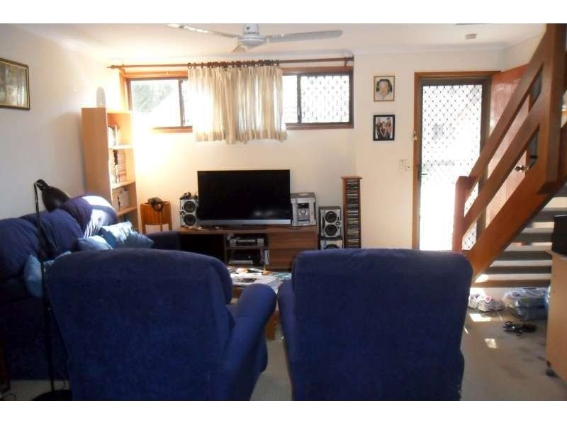 7, 7 Christina Court, Mermaid Waters QLD 4218