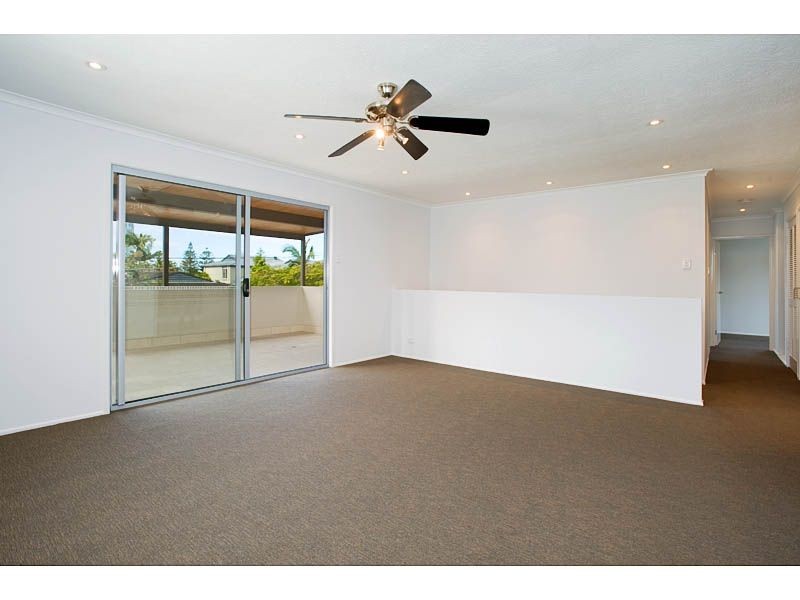 109 Regatta Avenue, Southport QLD 4215