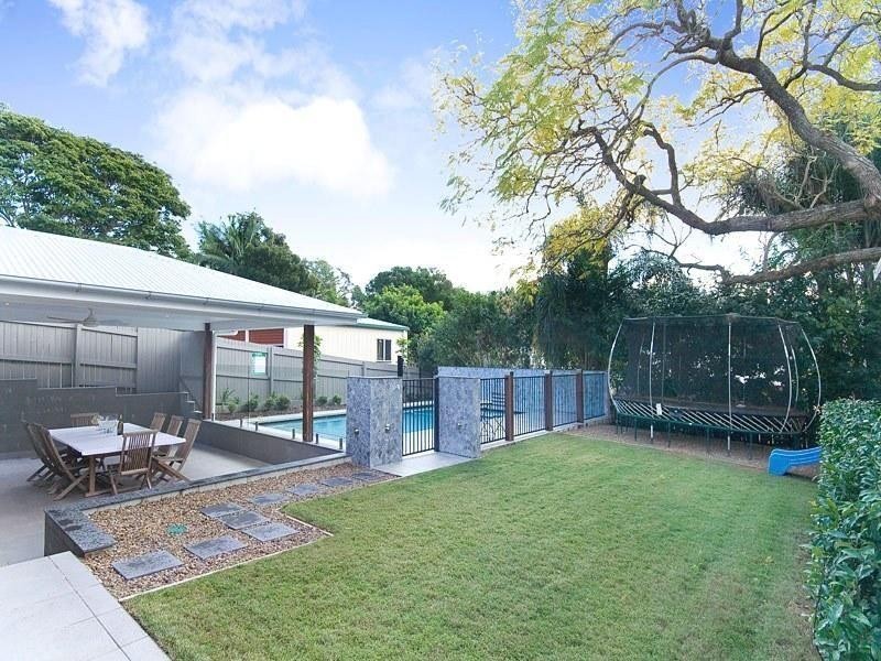 53 Cramond Street, Wilston QLD 4051