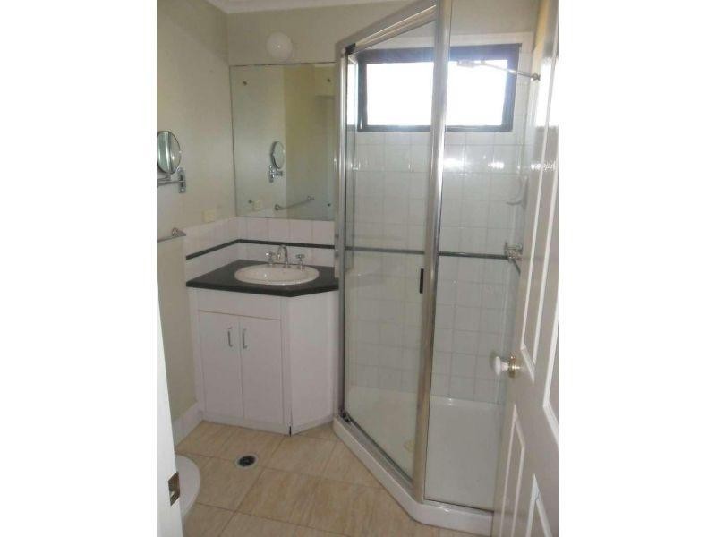 4/44 Dovercourt Road, Toowong QLD 4066