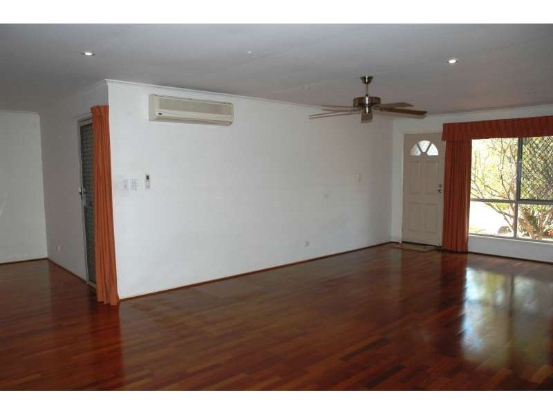 6, 33 Golden Palms Court, Ashmore QLD 4214