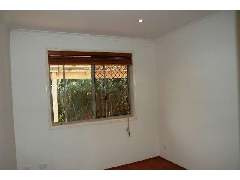 6, 33 Golden Palms Court, Ashmore QLD 4214