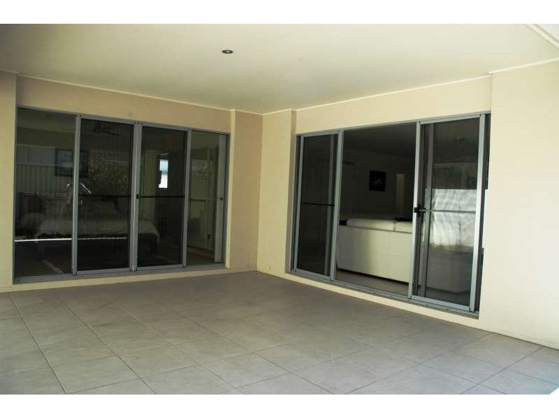3 River Links Boulevard, Helensvale QLD 4212