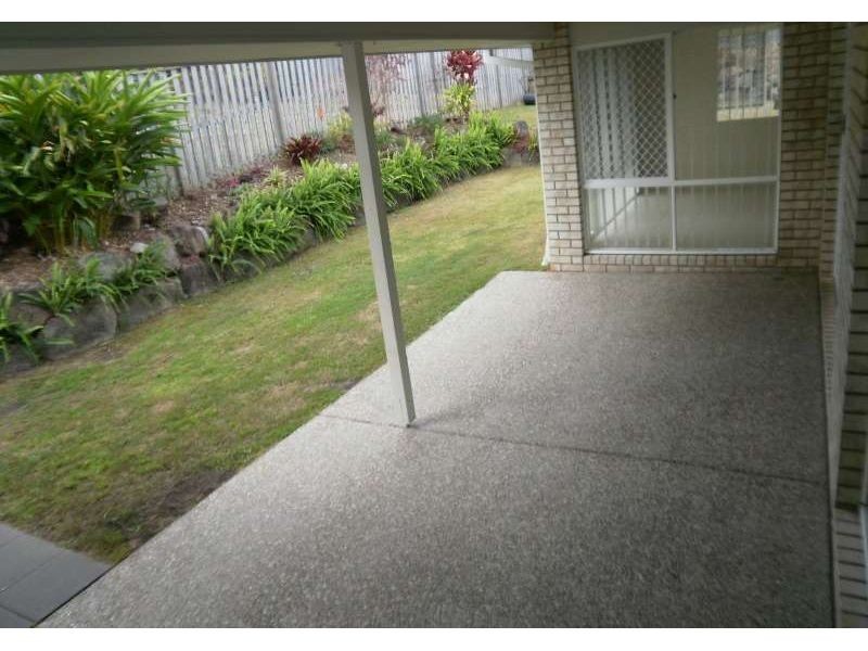 4 Arragan Court, Pacific Pines QLD 4211