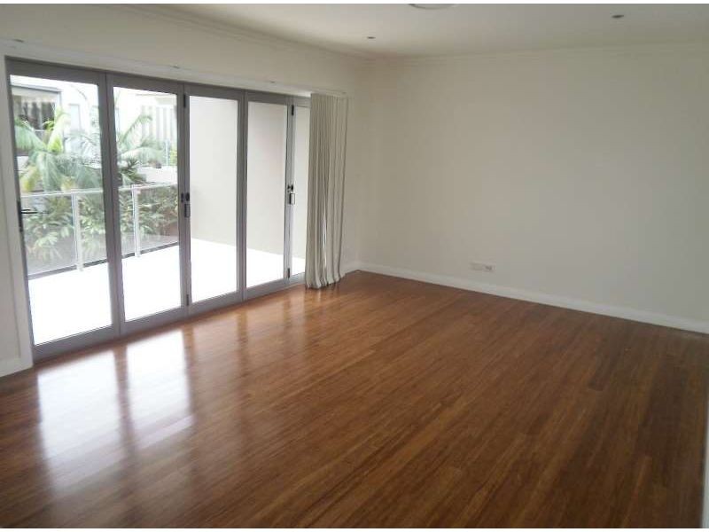 17 Great Southern Drive, Robina QLD 4226