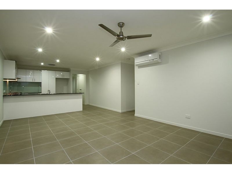 1, 5 Hipwood Street, Morayfield QLD 4506