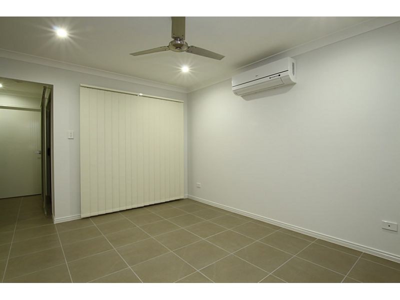 2, 5 Hipwood Street, Morayfield QLD 4506