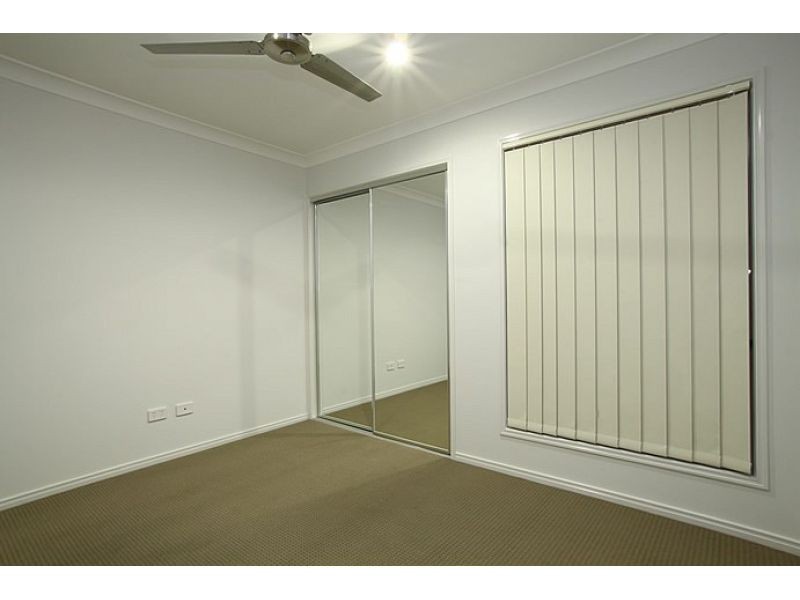 2, 5 Hipwood Street, Morayfield QLD 4506