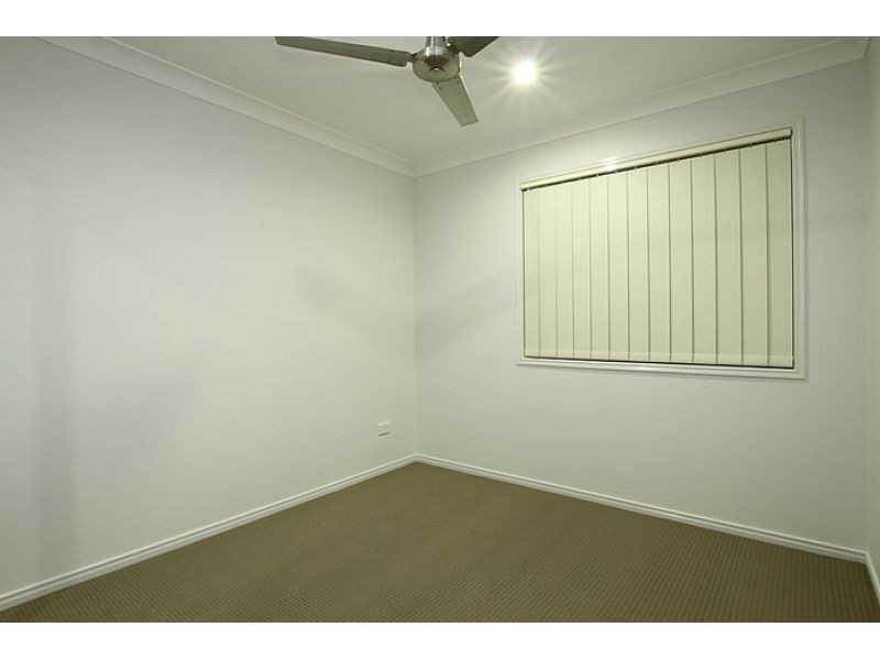 2, 5 Hipwood Street, Morayfield QLD 4506