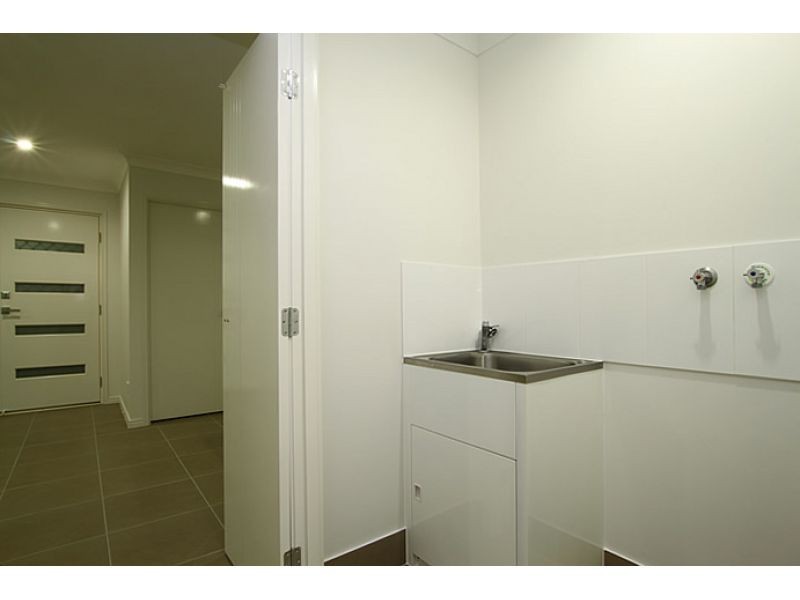 2, 5 Hipwood Street, Morayfield QLD 4506