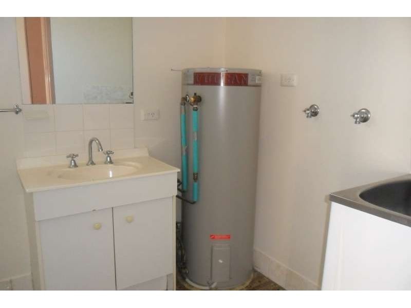 7, 3 Ahern Street, Labrador QLD 4215