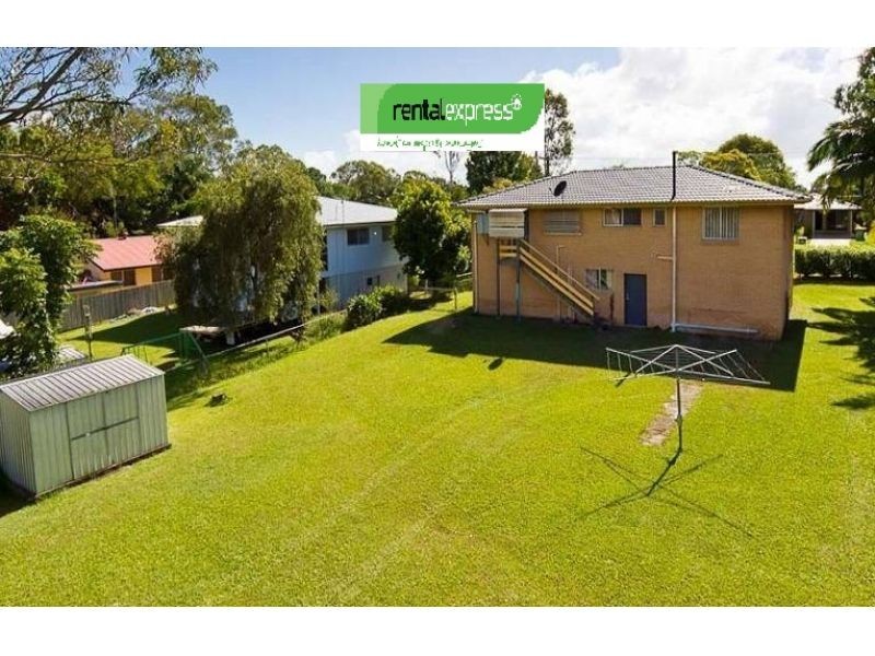 14 Michael Street, Redland Bay QLD 4165