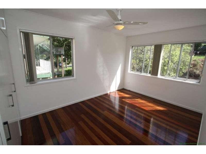 1/8 Dyne Street, Red Hill QLD 4059