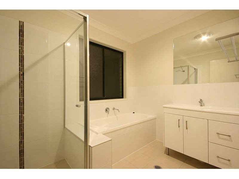 1, 75 Koala Drive, Morayfield QLD 4506