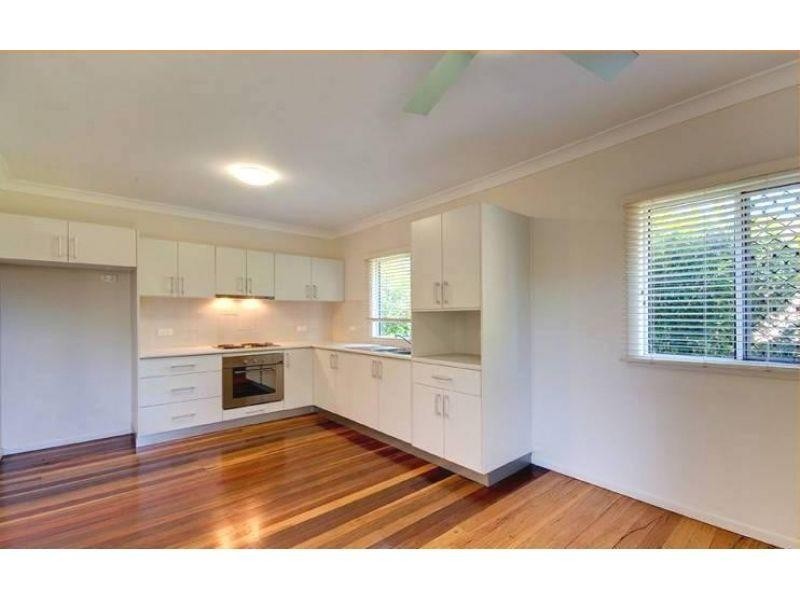 11 Nevin Street, Aspley QLD 4034