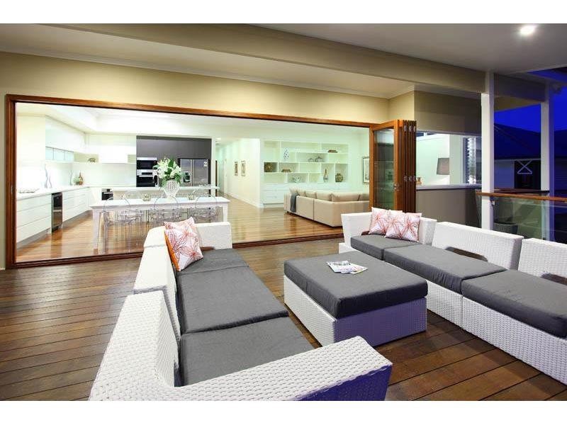 4 Hendon Street, Newmarket QLD 4051