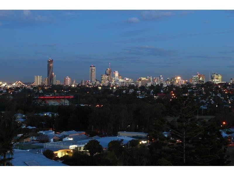 4 Hendon Street, Newmarket QLD 4051