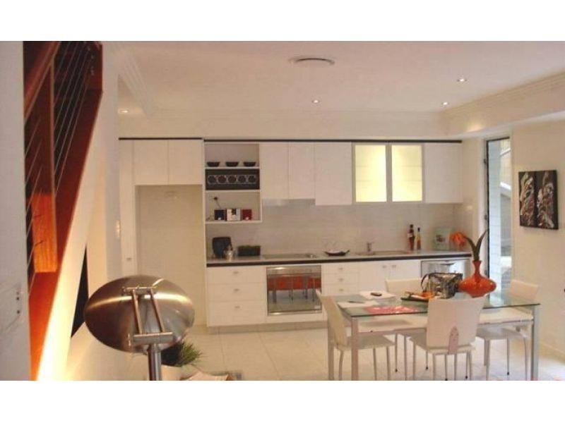 5/106 Carmody Road, St Lucia QLD 4067