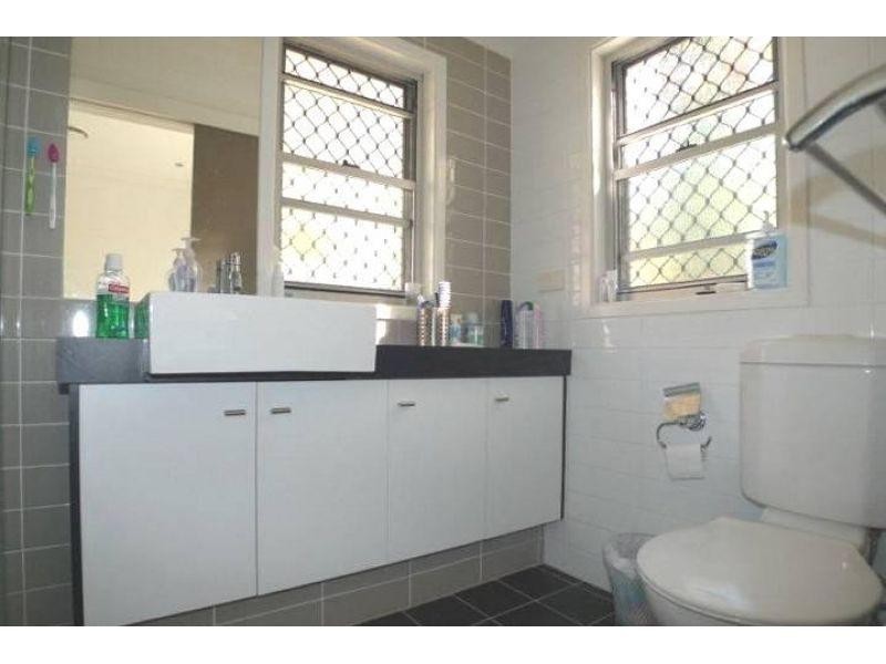 5/106 Carmody Road, St Lucia QLD 4067