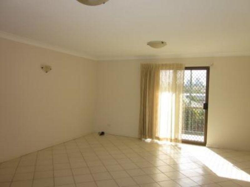 1/39 Ninth Avenue, Coorparoo QLD 4151