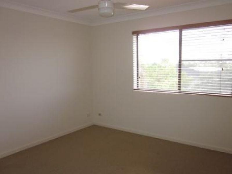 1/39 Ninth Avenue, Coorparoo QLD 4151