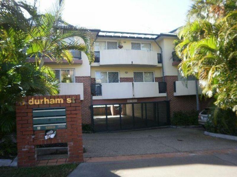 3/6 Durham Street, Coorparoo QLD 4151